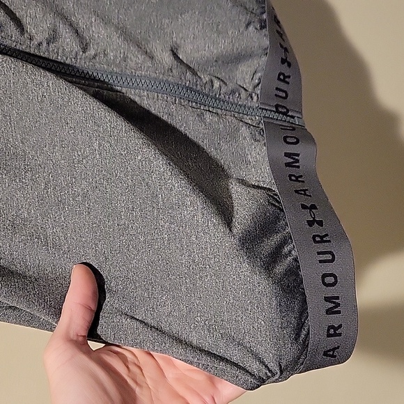 ❤️ UNDER ARMOUR FULL ZIP LOOSE FIT LIGHTWEIGHT JACKET, XS - Picture 3 of 5